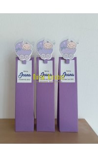 detall de bateig - pinsa fusta amb caixeta lila
