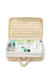 cistella mimbre + productes suavinex + esponja