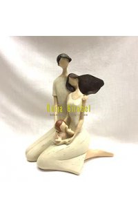 escultura parella amb nena
